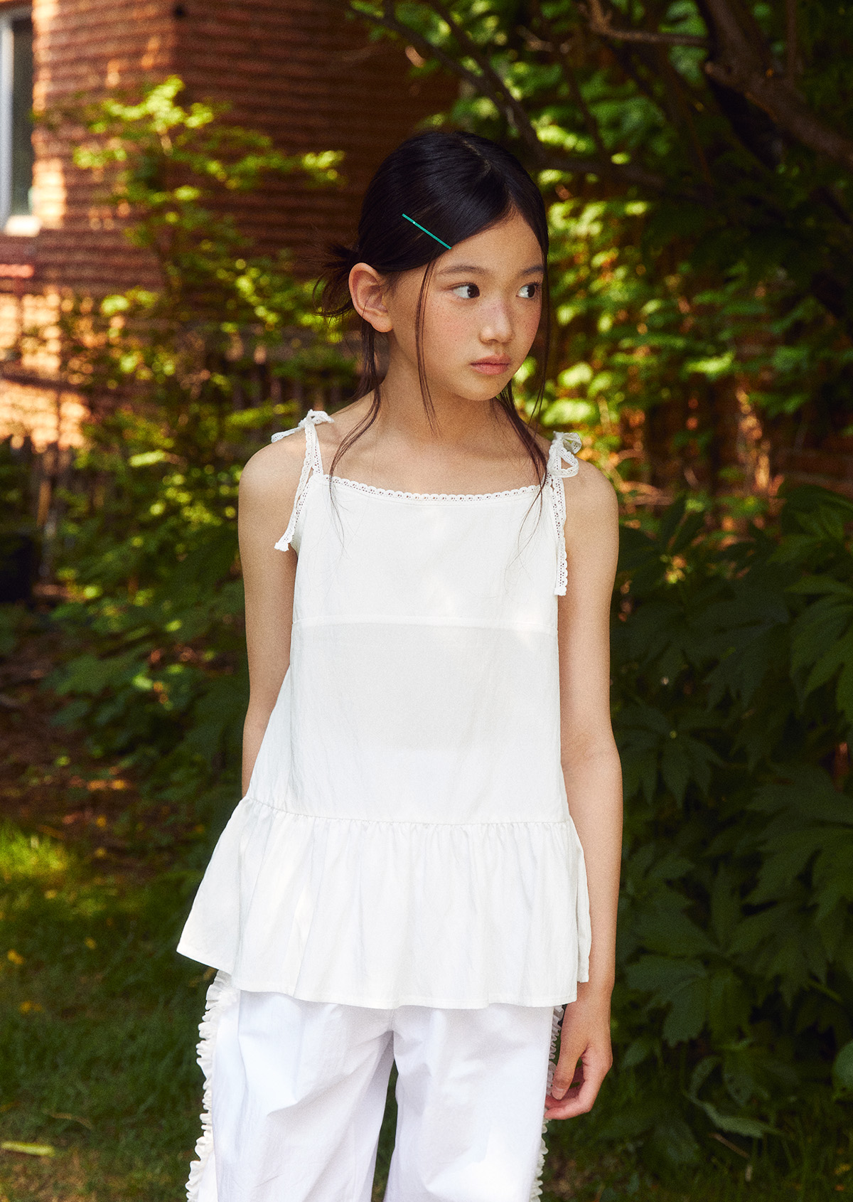Frilly Sleeveless Blouse - Ivory
