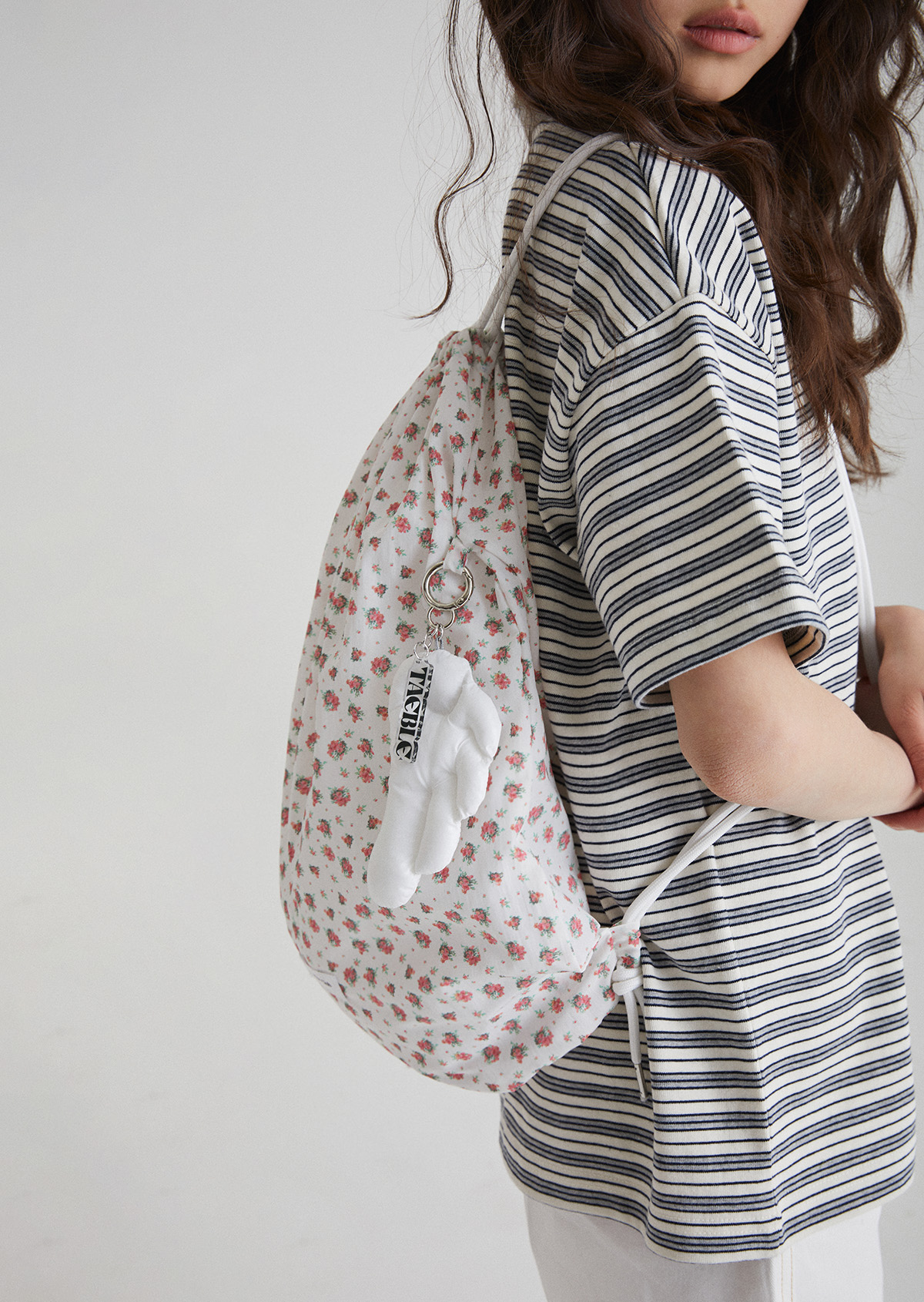 Taeble Blossom Drawstring Bag - Ivory