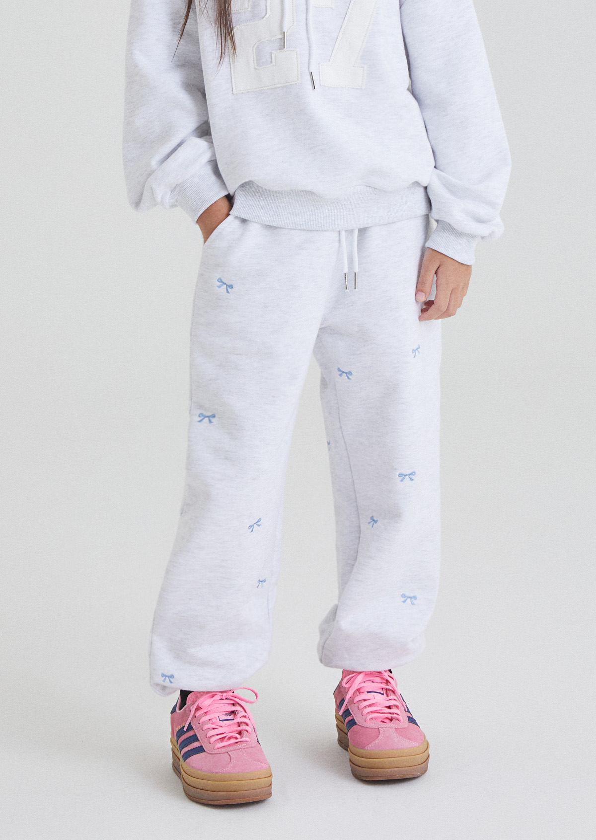 Ribbon Embroidery Jogger Pants - White Melange